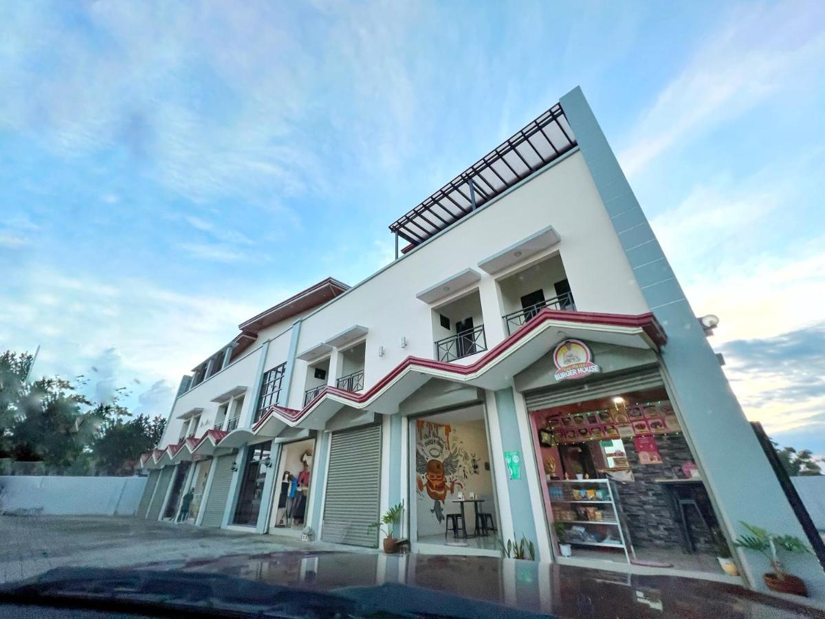 Verra Inn Tagaytay City Exterior photo